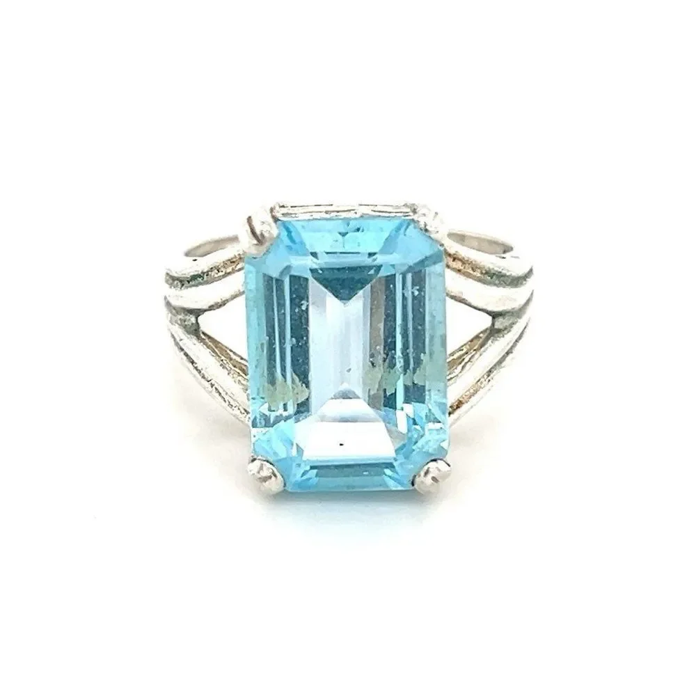 Lovely‎ Exquisite Sterling Large Topaz Ring
